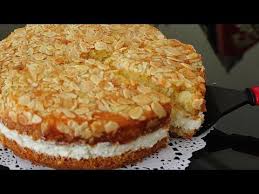 الكيكة التي ستبهر كل من رآها اوتذوقها راقية ولذيذة جدا بطريقتي المبسطة خطيييرة Youtube Recettes De Cuisine Recette Recettes Sucrees