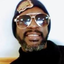 👤 Becky sent you a private message 5 minutes ago "Where are you from?"