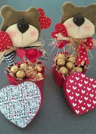 Como Hacer Regalos Para El Dia De La Madre Para Vender Aprende Como Hacer Regalos Bonitos Para Vender En San Valentin Cositasconmesh Valentine Gift Baskets Valentines Candy Bouquet Valentine Crafts