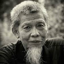 Sword Snow Stride: Xuanhuan Berbalut Wuxia 辛丑年辛丑月癸酉日。张励霭作者 Pertama kali  nonton serial ini aku rada bingung. Bagaimana tidak? Ada negara Chu dan ada  negara Bei Liang. Adapun negara Chu telah ditakhlukan oleh Qin