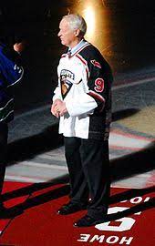 The professional hockey career of gordie howe, who died friday at 88, stretched over five decades, from his first game with the detroit red wings in 1946 to his last, with the hartford whalers in 1980. Gordie Howe Wikipedia