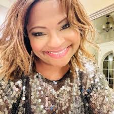 Fran Daugherty's Instagram, Twitter & Facebook