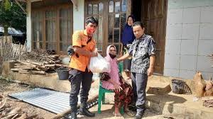 Selain tema pemandangan, menggambar atau mewarnai gambar rumah adalah pilihan favorit lainnya. Sejak Musim Kemarau Ini 7 Rumah Di Banjarnegara Terbakar Ada Yang Merugi Hingga Setengah Miliar Tribun Banyumas