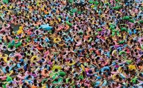Crowded Elbow Swimming Pools Cool Photos China