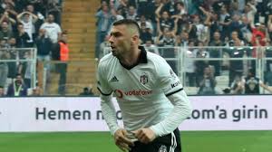 Hem yakışıklılığı hem de golcülüğünle adından sıkça söz ettiren, türkiye'nin golcü oyuncusu burak yılmaz kimdir nereli yaşı kaçtır? Burak Yilmaz Oyuncu Profili 20 21 Transfermarkt