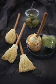 1001 Recettes Halloween Originales Pour Un Apero Effrayant Recette Halloween Apero Recette Halloween Rapide Recettes Halloween