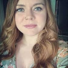 Kayla Brewer's Instagram, Twitter & Facebook