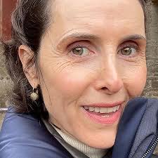 Amazon.in: Emma Davison: books, biography, latest update