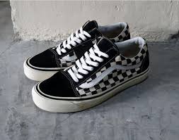 First known as the vans #36, the old skool debuted in 1977 with a unique new addition: Ismetelt Udvozol Ventilator Asap Rocky Vans Old Skool Checkerboard Orabura Org