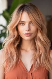 Holly Easton's Instagram, Twitter & Facebook