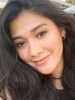 10 style modis naysilla mirdad gayanya simple tapi juga memukau. Naysila Mirdad Pamer Foto Fitting Busana Segera Lepas Masa Lajang