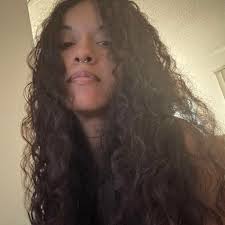 Is Julie glitched????? Or is it just me and my bad luck? Twice now I  couldn't push square and do anything and once it corrects itself I get  moved to a different