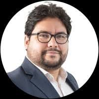 Gonzalo Fiallos's Instagram, Twitter & Facebook