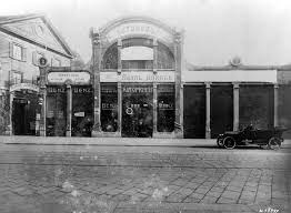 110 Dealerships Of Yesteryear Ideas Car Dealership Old Cars Dealership
