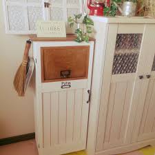 リビング ゴミ箱 手作り 賃貸でも楽しく 100均diy などのインテリア実例 2017 01 06 10 44 16 roomclip ルームクリップ ゴミ箱 diy インテリア インテリア 収納