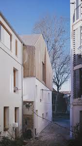 One Storey House Addition Paris Mir Nicolas Hugoo Photo Julien Lanoo House House Extensions Wooden House