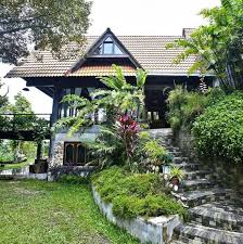 The premise consists of cengal house, resak house, gaharu house and meranti house and is available to rent out of homestay or private functions. Twinkle Villa Home Facebook
