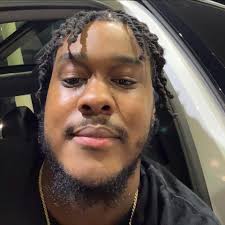 THE DAWGS ARE GOING TO THE COLLEGE FOOTBALL PLAYOFF 🏆 Georgia clinched its  FIFTH appearance 🐶