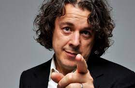 53 of our favorite female comedians (photos) in honor of international women's day and the upcoming women in comedy festival in boston, we wanted to put together a list of some of our favorite female comedians. Alan Davies Has Comic Timing Stuff Co Nz