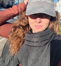 2021. Only one ⭐️. However. There were some amazing moments and memories  made. We made the best of it. And i learned to love, to feel loss, to feel  loud, to feel