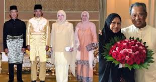 Fakta menarik tentang mark adam. Walau Beza Agama Isteri Mark Adam Pandai Beli Jiwa Ibu Mentua Siap Jadi Menantu Kesayangan Nona