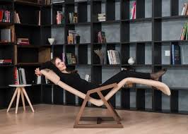Découpe de mousses sur forme et sur mesure.comme vous le démontre cette vidéo toutes les formes sont réalisable.visitez notre site pour plus d'information ht. Fauteuil En Mousse Confortable Et Colore Chez Ksl Living Bed Furniture Design Relaxing Chair Living Room Lounge