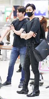 เตรียมตัวให้พร้อม ล็อคคิวให้เป๊ะ แล้วมาพบกับ 'bambam' ใน live ครั้งแรกในฐานะ ysl beauty muse คนล่าสุดของเมืองไทย ysl ชวนคุณมาเป็น rockstar ในงาน ysl . Ma Praw On Twitter Yslxbambam Bambam Lukas Boots In Leather 1 095 Ysl Ysl Bambam Bambam1a Https T Co Qgvyxk78vs 190121 Cr Lemon Yb Https T Co Bgbl1p6lgc