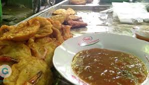 Tak terkecuali dengan ikan bakar. 5 Warung Gorengan Di Makassar Dengan Sambal Tak Biasa Gosulsel