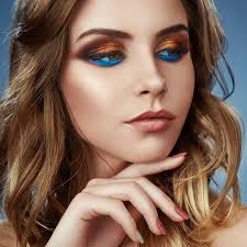 Small Vanity Desk Vanity Makeup Table With 7 Drawers, Dressing Table With  Foldable 3 Makeup Vanity