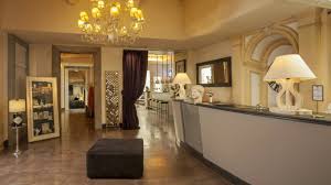 Hôtels de charme nos hôteliers, nos restaurateurs et nos voyageurs partagent avec vous leur goût passionné des voyages. Hotel Adriano Rom Offizelle Webseite Boutique Hotel