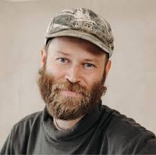 Isaac Haines's Instagram, Twitter & Facebook