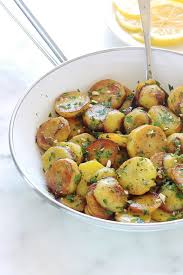 Pommes De Terre Sarladaises Recette Perigourdine Facile Recette Pomme De Terre Sarladaise Recettes De Cuisine Et Recette