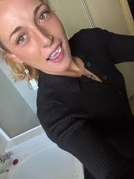 Mandi Rose Gilchrist (@mandirosegilchrist)