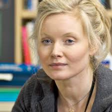 Stylish, sexy, and deeply emotionally resonant" (The Globe and Mail). In  The Silence, a detective obsessed with photos of a murder victim from the  1960s actually becomes the prime suspect when the