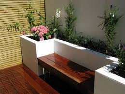 Broxash Road Sw11 Jardin Gurus Creativa Del Paisaje De La Construccion Small Patio Garden Garden Design Plans Modern Garden Design
