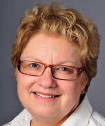 Gail Beck's Instagram, Twitter & Facebook