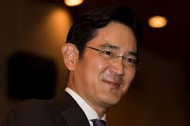 Samsung's Lee weighs car technology move with talks for FCA unit