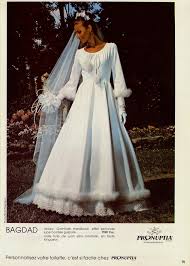 Maybe you would like to learn more about one of these? Pronuptia 1981 Brautmode Braut Hochzeitskleid