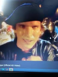 Just got my first Jab today and I wanted to look back at my PANDEMIC  FITNESS JOURNEY with so much PRIDE. I started this journey with so much  fear in my heart,