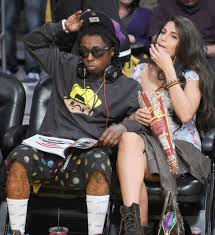 Мужской спортивный костюм nike нба. Rapper Lil Wayne Tweets He Is Kicked Out Of Miami Heat Game Sunday For Rooting For Visiting La Lakers New York Daily News