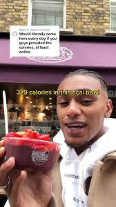 Calories in Acai Bowl with Granola and Berries