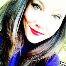 Mia Sapienza's Instagram, Twitter & Facebook