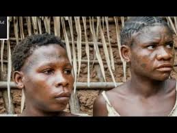 De Sè Kal Bay Yon ti sè yo Pou Yon Ti Boutik Tande Leternel Fè yon Mèvey