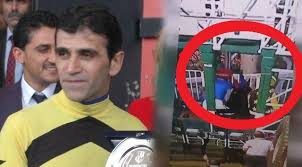 Sampiyon Da Bunu Yaparsa Unlu Jokey Halis Karatas At Hirpalarken Tutuldu 2020 Unluler Futbol Danca