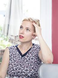 Clémentine Autain : La littérature cest le lieu de la complexité -  Ernest Mag