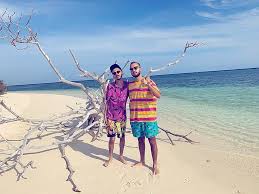 Depuis 2012 bigflo & oli, c'est plus de 400 000 billets vendus et plus de 300 concerts partout en france et dans le monde. Musique Le Concert De Bigflo Et Oli A L Accor Arena Disponible En Ligne Gratuitement