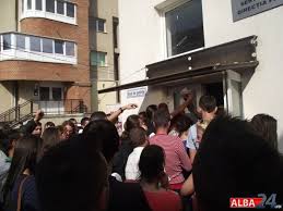 Legea 76/2002, somaj, someri, someri in varsta de statul va acorda facilităţi firmelor care angajează tineri şi persoane peste 45 de ani, situaţie care va face mai uşoară încadrarea acestora în muncă. Persoanele Cu Varsta De Peste 45 De Ani Au Cele Mai PuÅ£ine Sanse La Angajare In Alba Sunt Peste 6 000 De Someri In AceastÄ SituaÅ£ie Alba24