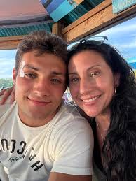 How the bandage move from the cheek to the forehead? Not a scratch