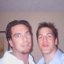 Julie Dominici and Aaron Lee's Wedding Website