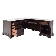 Made of laminate over engineered wood and comes in pure white finish. Weston L Shaped Desk El Dorado Furniture